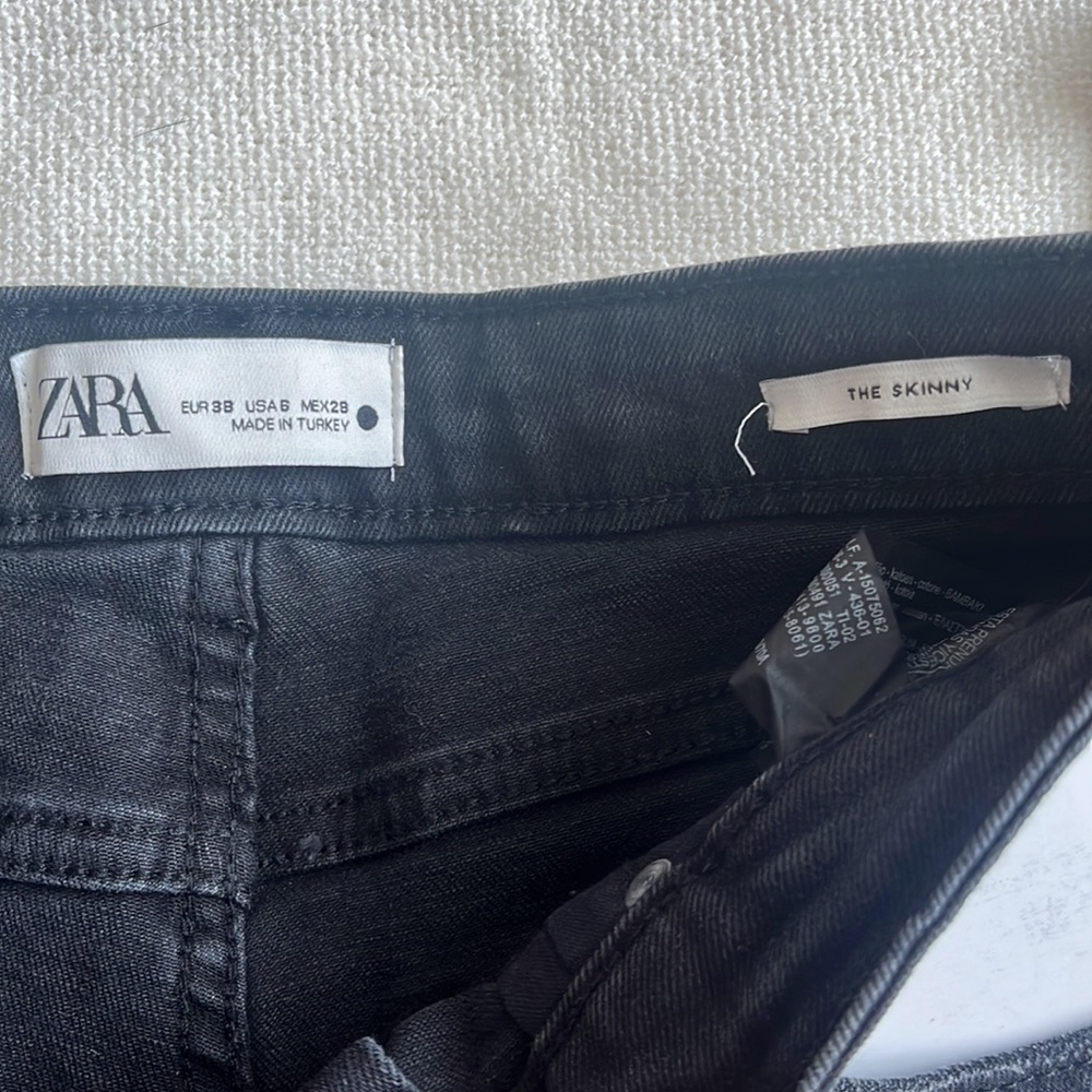 ZARA the skinny ripped ankle black denim‎ jeans NWT - Picture 5 of 8